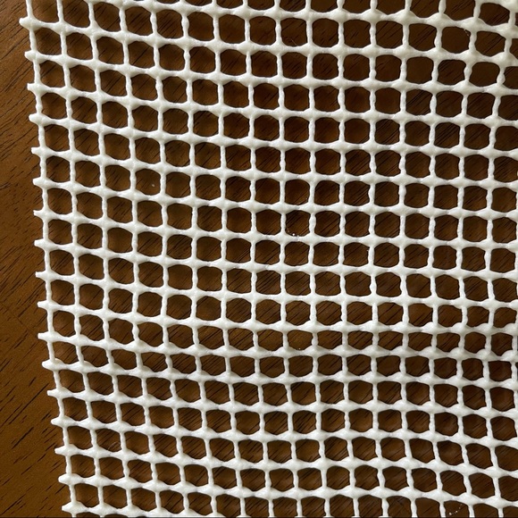 Surya Lock Grip Rug Gripper for Hard Surfaces 5x8 - Picture 7 of 8